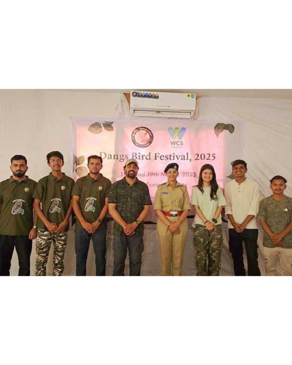 WCSIndia's tweet image. The annual Dangs Bird Festival 2025 brought together 120 participants on March 18–19 at the Kilad Ecotourism site in southern Gujarat. Forest officials, senior birders, local guides, &amp;amp; students from 5 schools near Vansda National Park joined to celebrate &amp;amp; document local birdlife