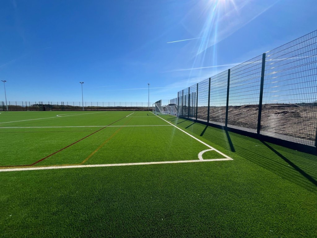 PST_Sport's tweet image. 📸 A few shots from Broughton Community Sports Centre in North Lincolnshire. This world-class FIFA Quality floodlit artificial grass pitch will be a fantastic asset for Broughton Community &amp;amp; Sports Association.

@BCSA2016

#YourPitchOurPassion