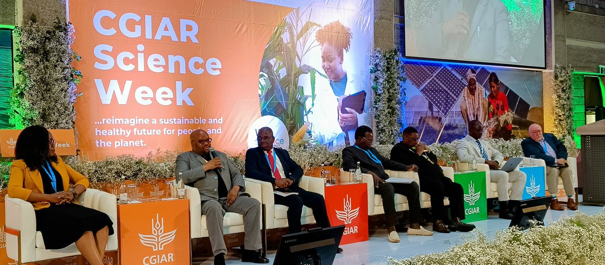 ASARECA's tweet photo. ASARECA Policy Officer Ms Julian highlights key changes affecting Policy cycle in Africa during the CGIAR Science week 2025. #CGIARScienceWeek #OneCGIAR #WithScienceWeCan. 

Here are the challenges:
📷 Getting the policy problem wrong at the time of design of the policy. Wrong diagnosis implies implementation of wrong policy priorities.
📷 Failure to monitor and evaluate the implementation of policies that have been approved
📷 Lack of budgetary allocations to policy units to do their work.
📷 Ambiguity of policies, leading to confusion in isolating action areas.
📷 Lack of supporting regulatory frameworks to ensure compliance and voluntarism.
📷 Ever changing national priorities rendering earlier policy recommendations redundant if not abandoned.
📷 Lack of political will including buy-in by political leadership and integrating policies into national development and investment plans.
📷 Lack of awareness of existing policies and recommendations.