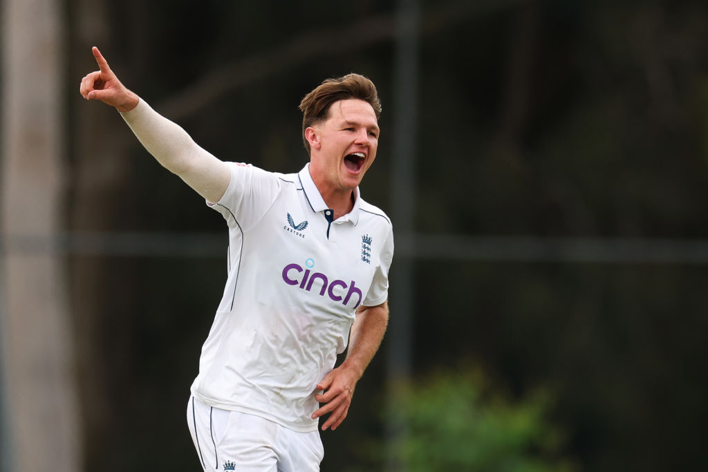 talkSPORT Cricket (@cricket_ts) on Twitter photo ๐จ ๐๐๐ ๐๐๐๐๐๐๐
๐๏ธ <a href="/FulhamJon/">Jonathan Norman</a>, <a href="/GeorgeDobell1/">George Dobell</a>, <a href="/Harmy611/">Stephen Harmison</a> & <a href="/NickFriend1/">Nick Friend</a> host:
๐ Banton's career-best 371
๐ When do England worry about Zak Crawley?
๐ Josh Tongue shines for Nottinghamshire
๐ Shoaib Bashir's loan move
โ More!
๐ฑ Listen ๐ pod.fo/e/2c50ff ๐จ ๐๐๐ ๐๐๐๐๐๐๐
๐๏ธ <a href="/FulhamJon/">Jonathan Norman</a>, <a href="/GeorgeDobell1/">George Dobell</a>, <a href="/Harmy611/">Stephen Harmison</a> & <a href="/NickFriend1/">Nick Friend</a> host:
๐ Banton's career-best 371
๐ When do England worry about Zak Crawley?
๐ Josh Tongue shines for Nottinghamshire
๐ Shoaib Bashir's loan move
โ More!
๐ฑ Listen ๐ pod.fo/e/2c50ff