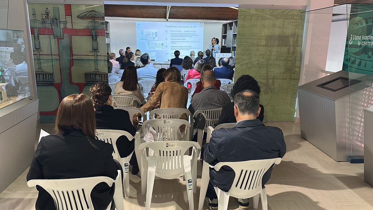 Area9VegaAlta's tweet photo. 🏥Subdirectores médicos y de Enfermería de todas las Área de Salud se reúnen esta mañana en las I Jornadas de #Subdirecciones de #AtenciónPrimaria de @Murciasalud 

✅️ #CompartiendoProyectos

Lugar: Museo de la Luz y el Agua de @Ayto_Blanca

Organizadas por @Area9VegaAlta https://t.co/9eLZsQDZaw