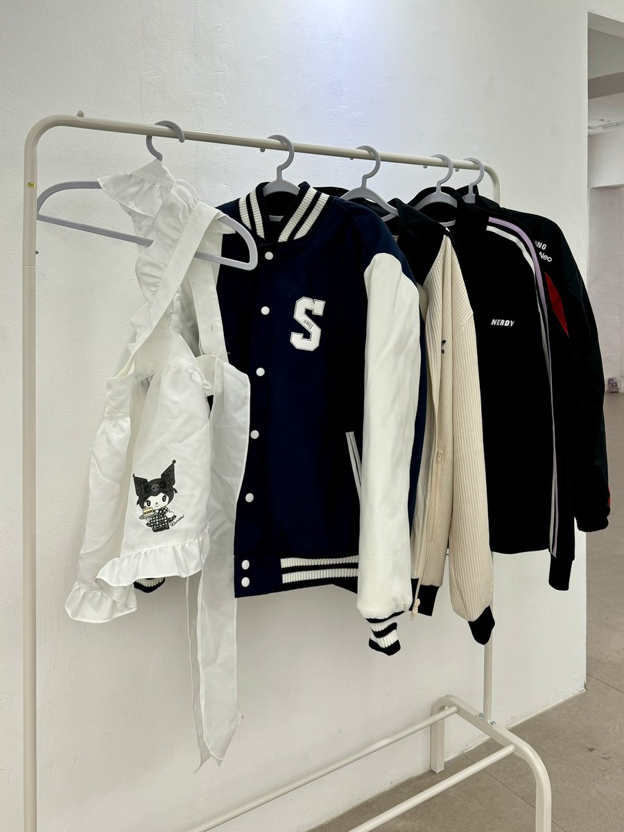 <a href="/P1z2a80y/">몽빵 🐶</a> 📍내 민규가 이렇게 귀여울 리 없어! - 레온갤러리 구의 플레이스그라운드

선예약 시작할 때부터 기대됐는데 그 이상으로 너무 좋았음🫶🏻 특전이 다 귀엽구 선착순 성공해서 포토 담요 받았는데 민규 미모가…최고야🖤 키링 가챠 원하는 키링 뽑아따-!

#내_민규가_이렇게_귀여울리_없어
#ohmycuteming