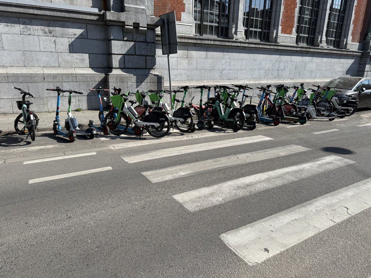 Leuk voor de voetgangers wel…
#tour&amp;taxis