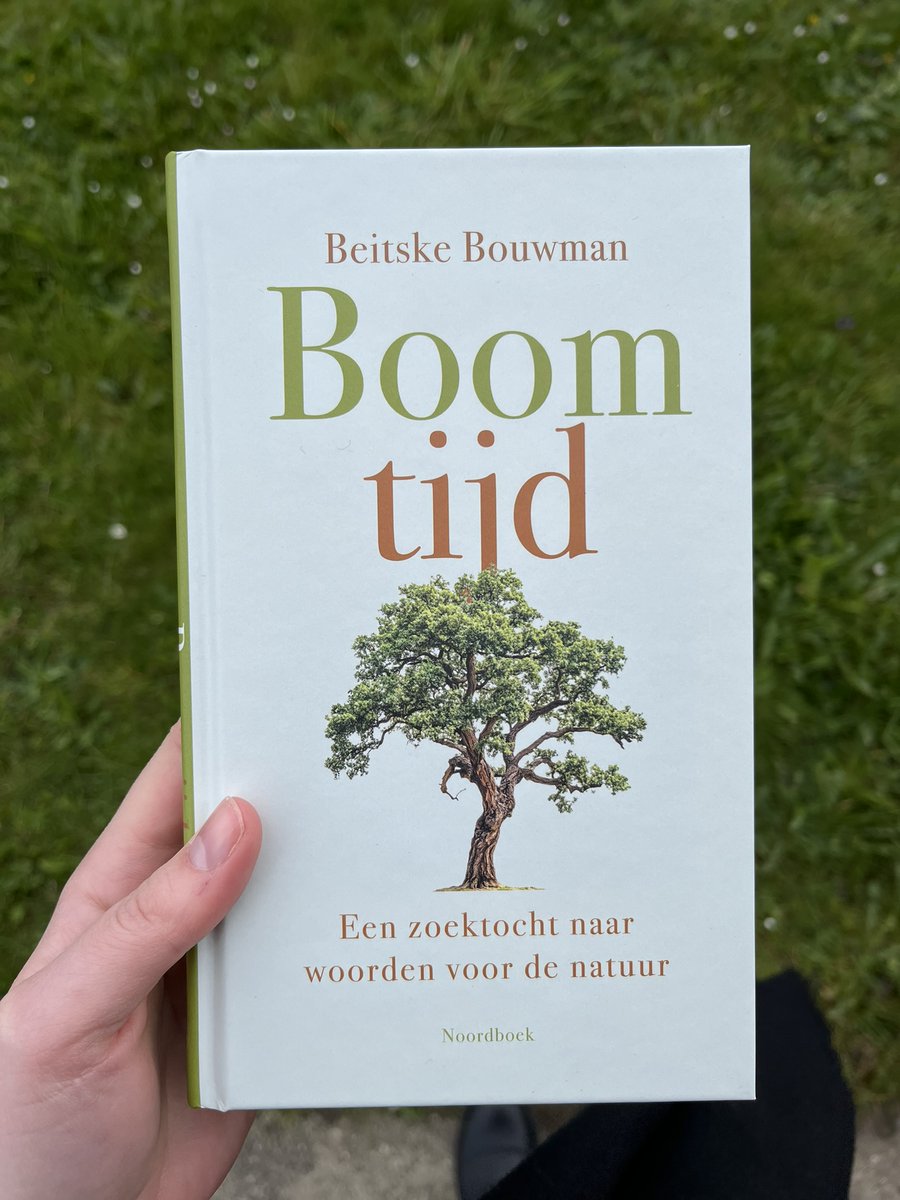 filosofieNB's tweet photo. Net van de drukker: het prachtige Boomtijd van Beitske Bouwman.

Wat gebeurt er als we ineens oog in oog komen te staan met een diep gevoel voor de natuur? Hoe brengen we zo'n gevoel onder woorden?

Klik hieronder om meer te lezen 🌳🌳

https://t.co/xZIZpiNKLh https://t.co/IbcZHud2fK