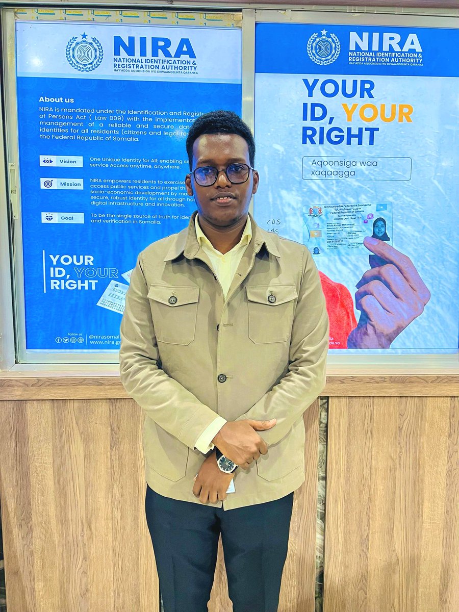 Maanta waxaan booqday Hay’adda Aqoonsiga iyo Diiwaangelinta Qaranka - <a href="/NIRASomalia/">NIRA Somalia</a>, aniga oo si rasmi ah ugasoo qaatay Kaarka Aqoonsiga Qaranka.

Waxaa si diirran ii soo dhaweeyay Maareeye Ku-xigeenka Hay’adda, Mudane Cabdiraxmaan Siciid Yuuro.