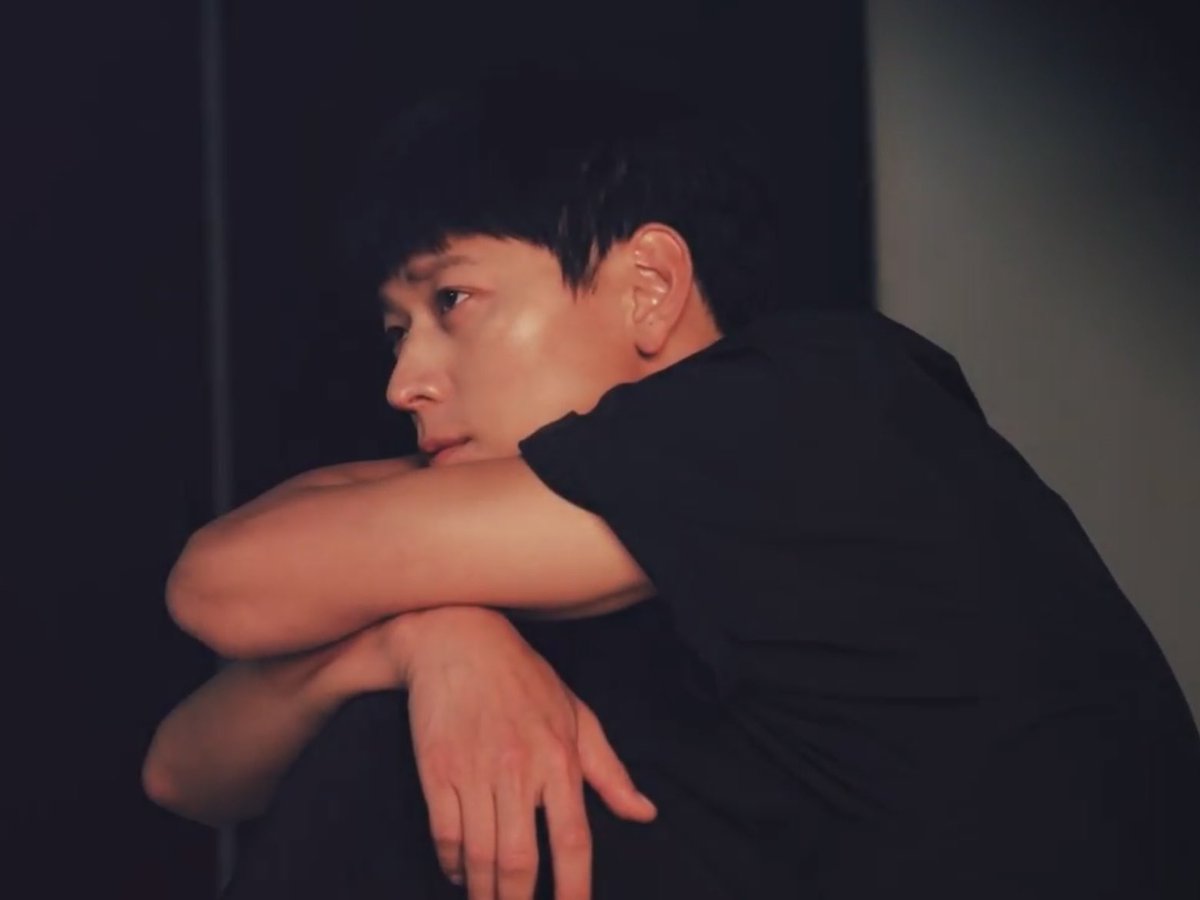 tunagudokk's tweet photo. 아니 일하는 모드 on/off가 너무 확실한 거 아니냐고요ㅋㅋㅋㅋ
귀여운 남자. https://t.co/VdrssWGWGU