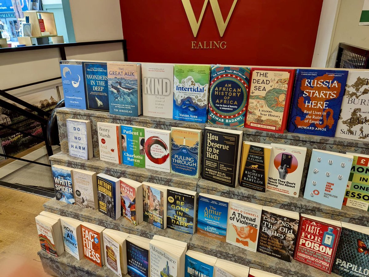 BooksCanHelp's tweet image. What makes an author VERY happy? Seeing my book Pulling Through: Help for Families Navigating Life Changing Illness on display, thanks @WstonesEaling ! And is it a sign that I’m placed next to You Deserve to be Rich? I do hope so! 
@Steve_JKPbooks #carer #SelfHelp #illness