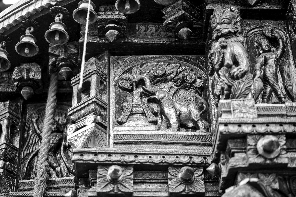 Ethirajans's tweet photo. Some unique panels from my Village Dhandayudhapani Swamy Temple's 150+ years old Chariot!

1. Sri Urdhva Thandava Murthy.

2. Sri Renganatha Swamy, Srirangam.

3. Sri Jambukeswara Swamy, Thiruvnaikka.

4. Sri Thayumanava Swamy, Malaikkottai. https://t.co/QAjj6hnnvw