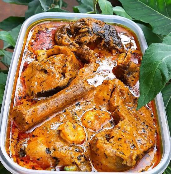 thebriefcasee's tweet photo. Good morning Port Harcourt 💥 

Are you looking for an affordable and relish home made traditional Banga soup 🍲 look no further and contact @chefdejuree here on X to  get yours
 (Yes a litre come with Full catfish) you can't get this anywhere ooo

@AskPHPeople 
@chefdejuree https://t.co/WFaa0LpKd5