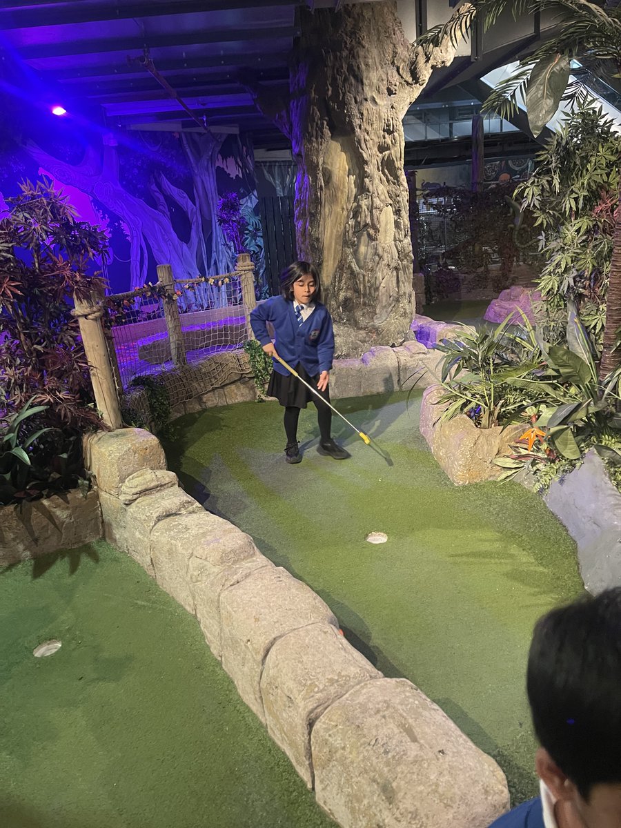 pikes-lane.bolton.sch.uk tweet media