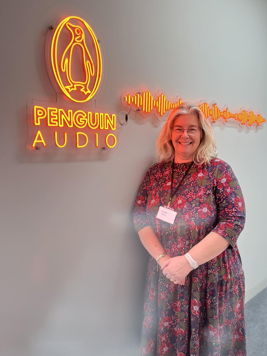 Durham Anthropology (@anthdurham1) on Twitter photo Prof Helen Ball's new book 'How Babies Sleep - A Factual Guide to the First 365 Days and Nights' will be released this May! 📚🗓️
 More info about Prof Ball's book can be found below! ⬇️
penguin.co.uk/books/459772/h…
She is also currently recording the audio version of her book!  🎧 Prof Helen Ball's new book 'How Babies Sleep - A Factual Guide to the First 365 Days and Nights' will be released this May! 📚🗓️
 More info about Prof Ball's book can be found below! ⬇️
penguin.co.uk/books/459772/h…
She is also currently recording the audio version of her book!  🎧