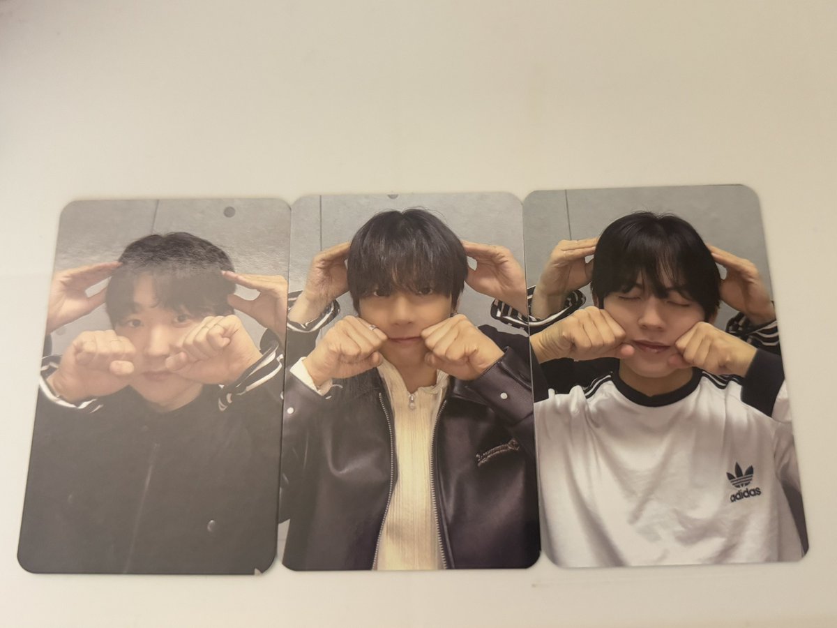 my_paper0's tweet photo. 인어미닛 준태현엽재준 포카 팝니다
fan signing event

준태현엽 0.2
재준 0.4

#인어미닛 #준태 #현엽 #재준 #InAMinute https://t.co/8bdYk9wyXd