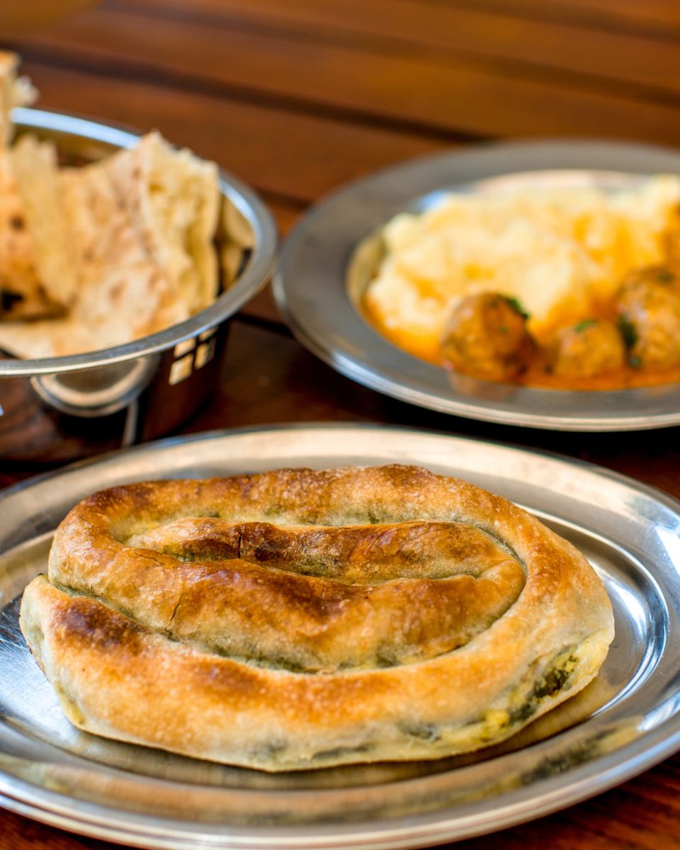 Undiscvrd_Monte's tweet photo. Are you vegan or free-from *insert food* and wondering what you can eat in the Balkans? 

See some of the delicious, naturally meat-free meals here and find out how to order them, and more handy free-from travel tips on the blog this week 👇

https://t.co/Lj3pu51obv https://t.co/DzPY9MF0b7