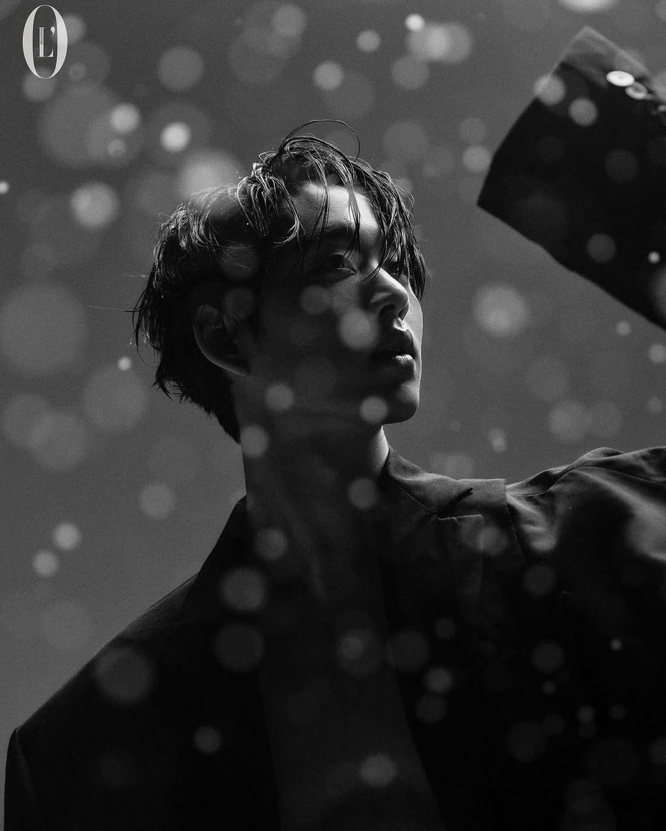 harxeuphoria's tweet image. EST SUPHA FOR L’OFFICIEL HOMMES APRIL 2025 COVER 

#est_rvp