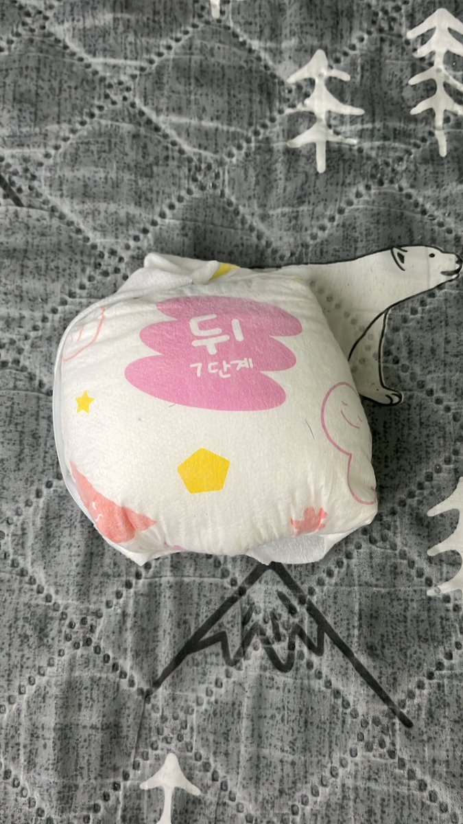 yuna76822494438's tweet photo. 잘접어서 기분 좋당ㅎㅎ 

#abdl #기저귀 #리틀 #babygirl #diaper #pottytraining 
#おむつ女子 #おむつ好きな人と繋がりたい #おむつ #尿布女孩 #尿布 #little https://t.co/QtdsxxGqzs