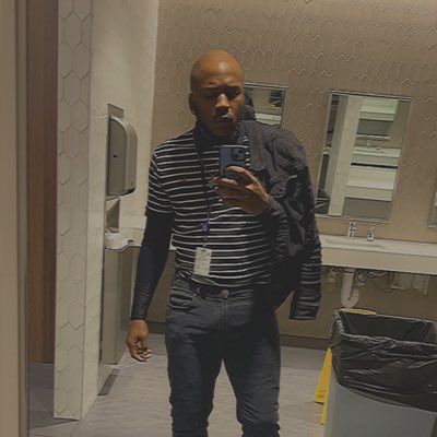 DJSLUTTYVIBES's tweet photo. #NewProfilePic https://t.co/7Sd3qd5ryQ