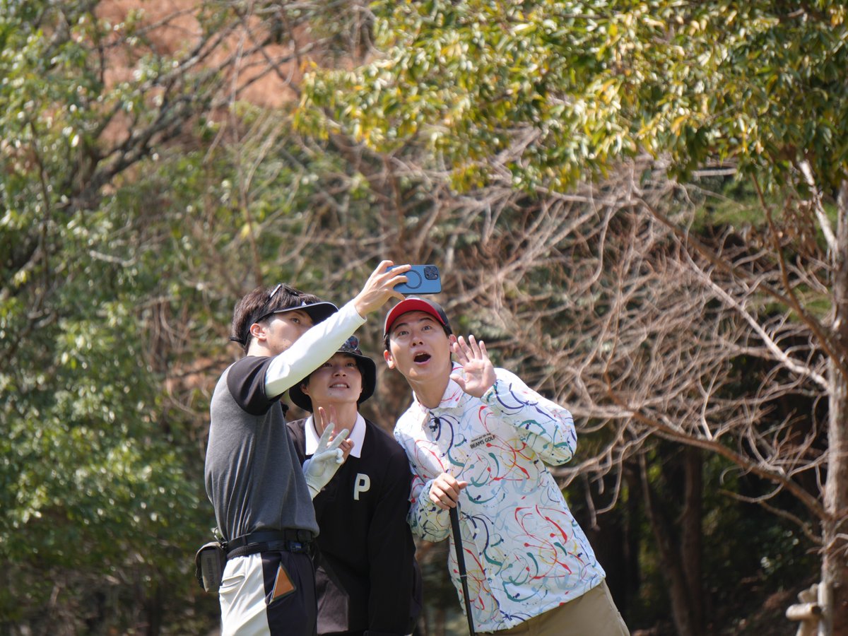 TosaKyodai_mane's tweet photo. 【お知らせ】
「ハマちゃんとコージのお上手です」にゆうきさんが出演します⛳️
WEST.濵田さんと結木滉星さんと３人でゴルフしました🙌🙌🙌
舞台盗聴でご一緒してから座長の濵田さんとは仲良くさせていただいていてお友達として呼んでいただきました✨
近日公開予定です！お楽しみに！！！
#お上手です https://t.co/yv57rnuOjo