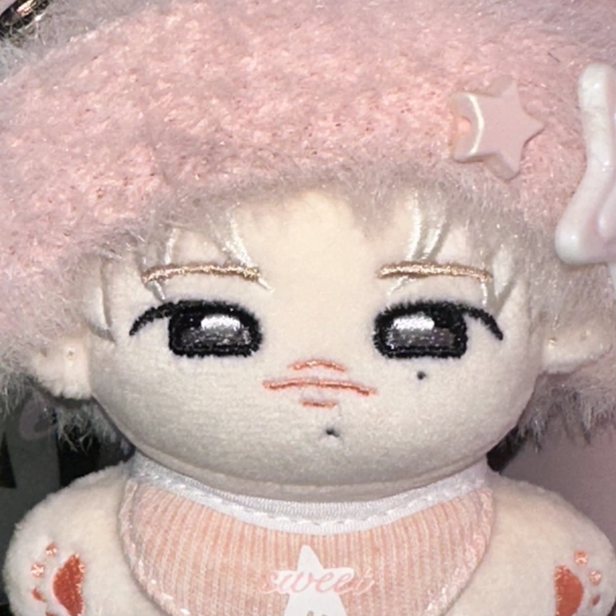 scoupcaikeu's tweet photo. เซฎโ โขโคโข โแ ๐งธ๐ฉท
thanks to @_lhsmailz for letting me adopt this adorable blondie baby! ๐ฅน๐Definitely one of my sulit buys.. so so happy with this little duck ๐ญ๐ญ
#mailfromavi https://t.co/DsQqf3PY3B