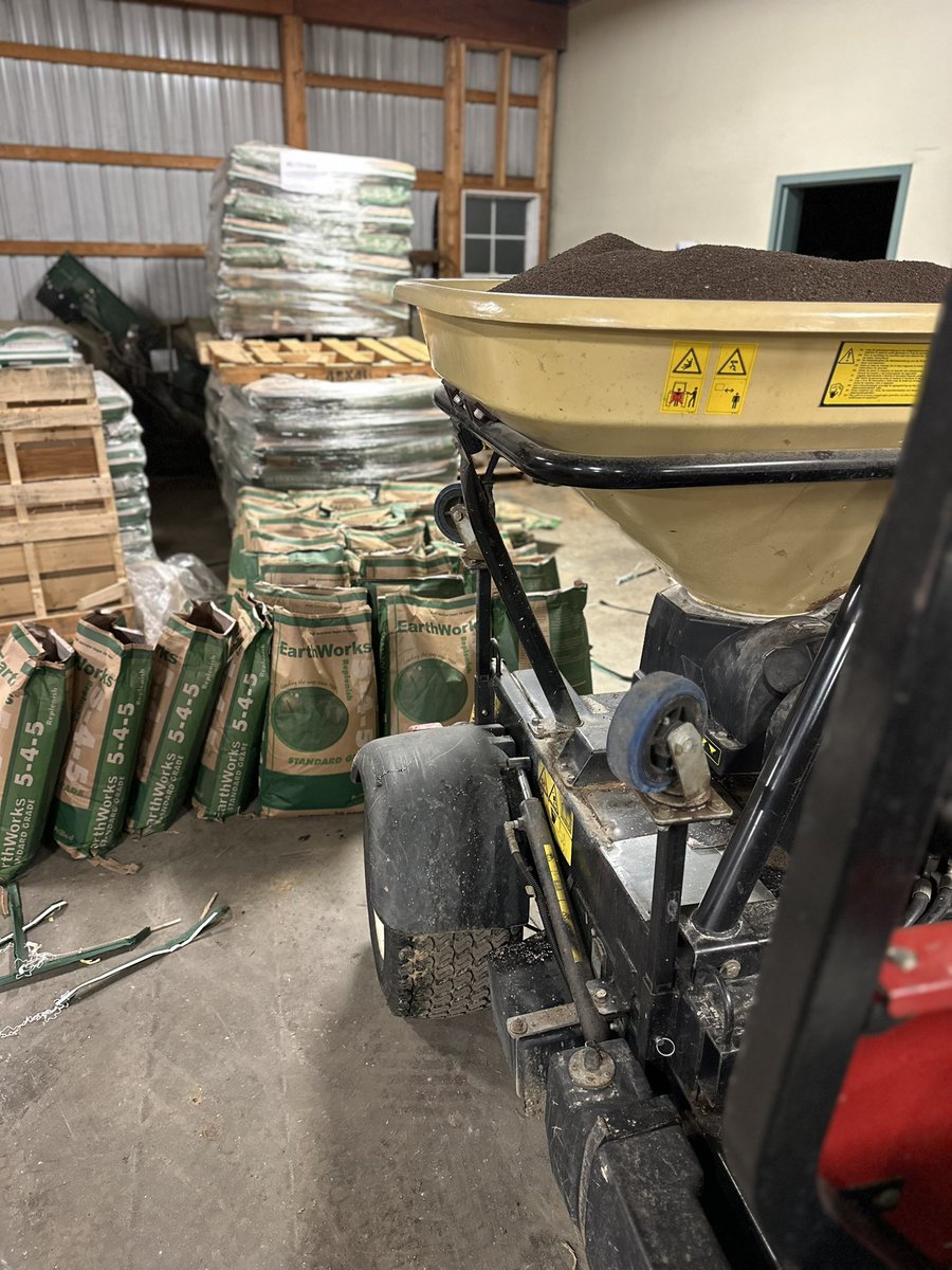 OGCgrounds's tweet image. Fairways are aerified, 5-4-5 going down today ahead of forecasted rain. They’ll be loving life next week! @earthworksturf