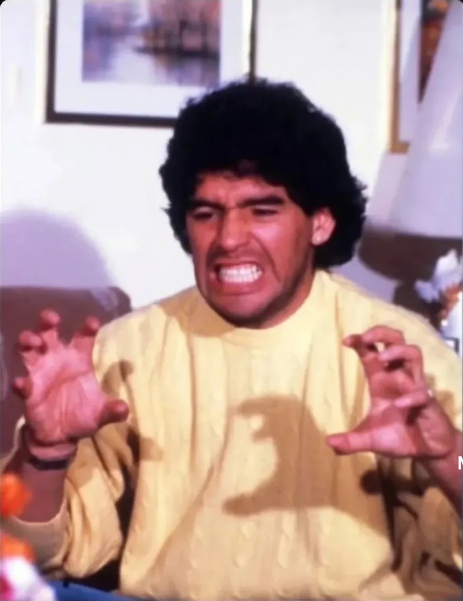 Cuando le de like a tus historias, quiero que me imagines así...