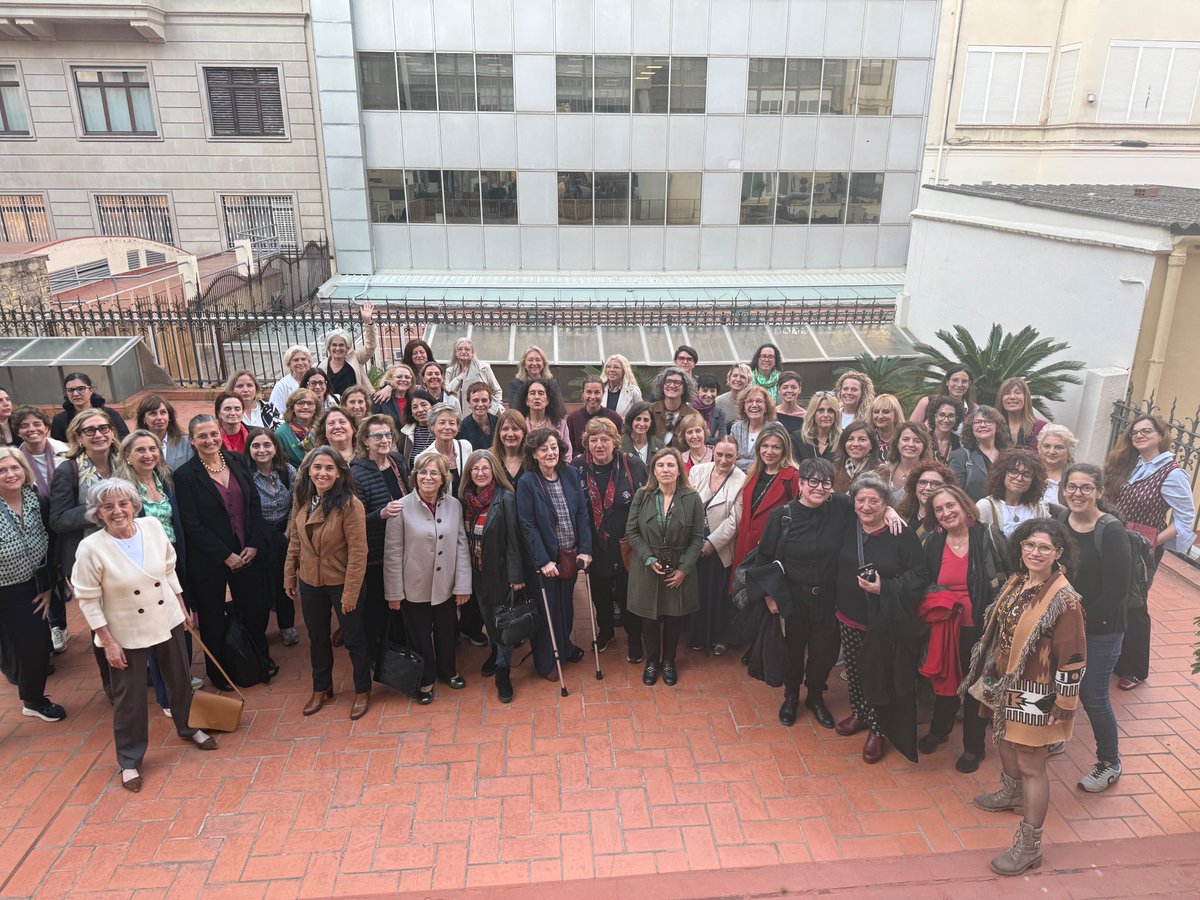 Institut Català de les Dones (@icdones) on Twitter photo 🟣@sonyaguerralpz va fer la cloenda del Fòrum Hipàtia de <a href="/lideratge_50a50/">50a50 Lideratge Compartit</a>
Presidenta ICD: 🗨"Les associacions de dones són motor de canvi, xarxa de suport i agents actius en la construcció d’una societat més justa. No podem parlar d’igualtat sense parlar de recursos." 🟣@sonyaguerralpz va fer la cloenda del Fòrum Hipàtia de <a href="/lideratge_50a50/">50a50 Lideratge Compartit</a>
Presidenta ICD: 🗨"Les associacions de dones són motor de canvi, xarxa de suport i agents actius en la construcció d’una societat més justa. No podem parlar d’igualtat sense parlar de recursos."
