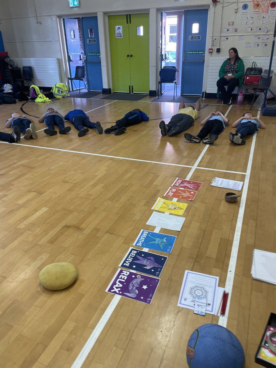 Relaxkidsbfast's tweet image. Lovely morning spent @botanicprimary with pupils from @holyrosaryps as part of @SharedEdWeek. 
We shared lots of relaxation &amp;amp; mindfulness to help the P7’s bond and make a positive move to Y8. #Toolsforlife #relaxkids #positivethinking #childrensmentalhealth #breathe