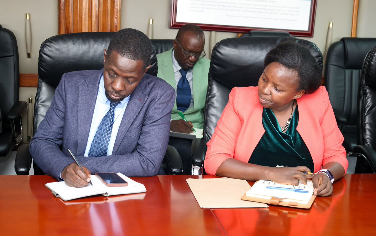 Ministry of Energy and Petroleum | Kenya (@energymink) on Twitter photo CS <a href="/OpiyoWandayi/">CS Opiyo Wandayi, EGH</a> met with the Geological Society of Kenya, led by President Joseph Ng'ang'a Kuria, for a robust discussion on sustainable exploration of energy minerals. They also briefed on the upcoming 30th Colloquium of African Geology set for September in Nairobi. #Geology CS <a href="/OpiyoWandayi/">CS Opiyo Wandayi, EGH</a> met with the Geological Society of Kenya, led by President Joseph Ng'ang'a Kuria, for a robust discussion on sustainable exploration of energy minerals. They also briefed on the upcoming 30th Colloquium of African Geology set for September in Nairobi. #Geology