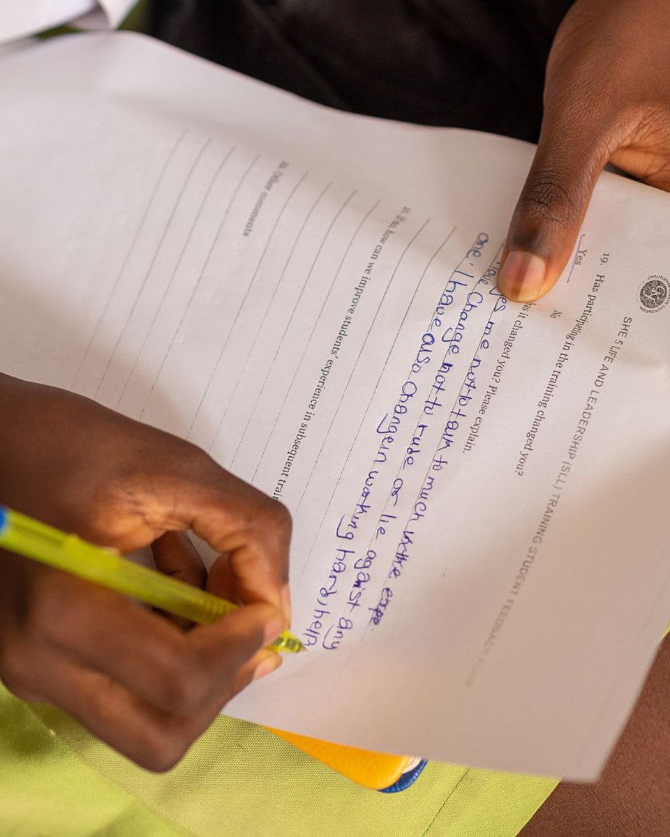 CKF_Nigeria's tweet photo. In our SHE Life & Leadership (SLL) Program, girls are discovering their voice, building self-confidence, and setting bold goals for the future.
#SheLeads #FutureLeaders #CKFImpact #GirlsWithVision #ConfidenceToLead https://t.co/vj5eqobMDs