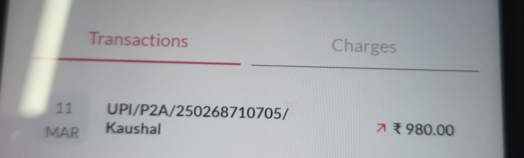 AnkitGupta1001's tweet photo. #AxisBank mere account se paise kat gye hai abhi tak vapas nhi aya hai jo ki kafi din ho gye hai. Koi jankari  nhi mili hai kab tk. Vapas ayega @AxisBank @AxisBankSupport @AxisMyIndia @UPI_NPCI @NSDL_Depository https://t.co/8Mqmw8nXsb