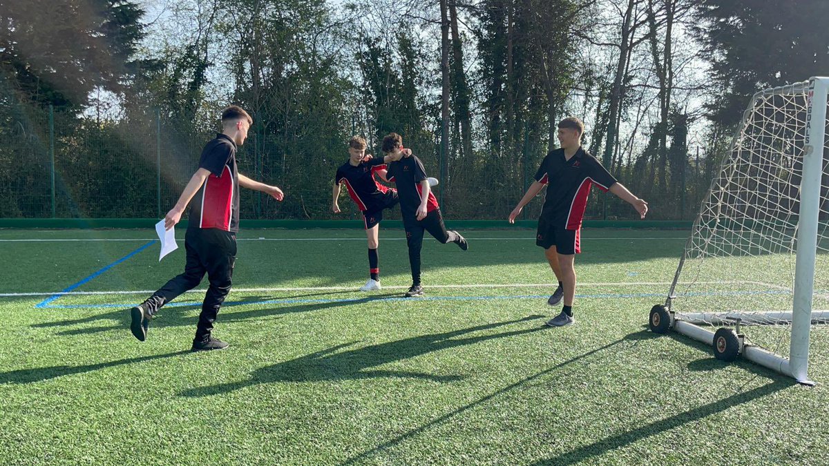 Arrow Vale PE Faculty tweet media