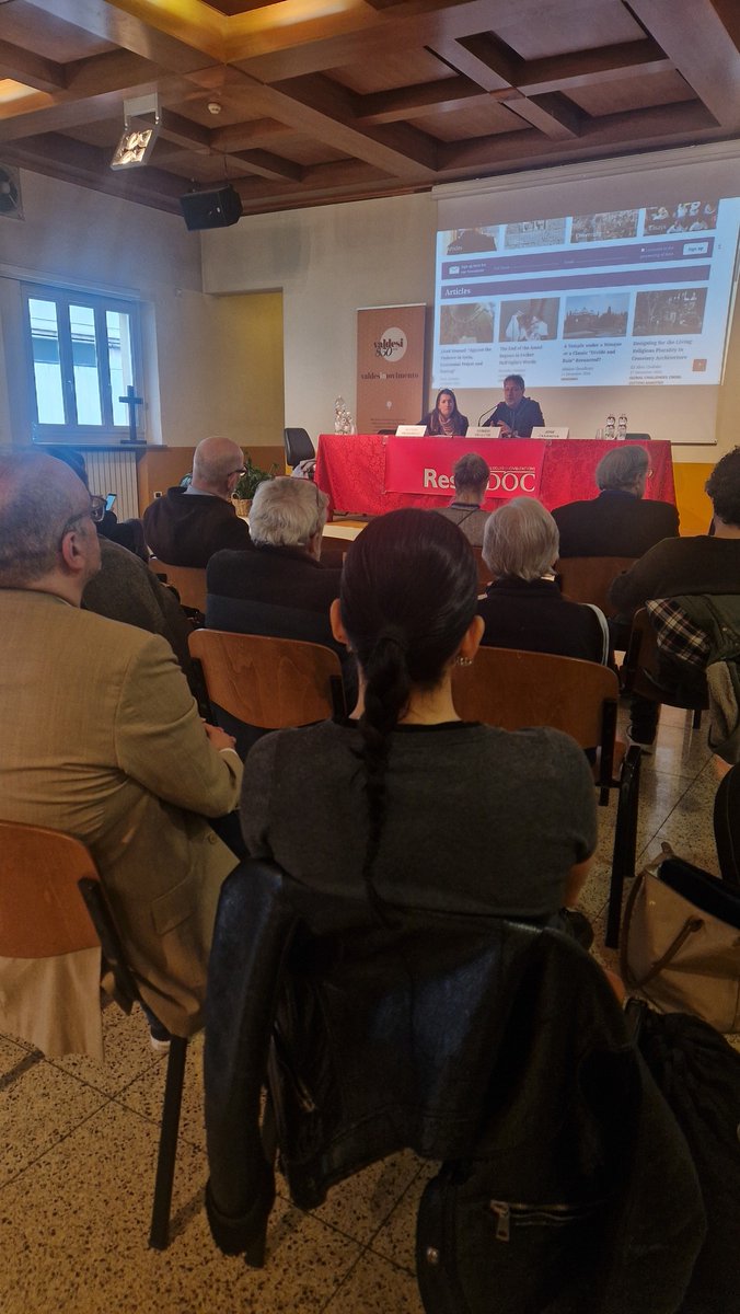 Reset (@reset_magazine) on Twitter photo Un grazie a chi ha partecipato alla nostra tavola rotonda sul #dialogo tra #religioni a Torino, con Claudio Durando, Berthin Nzonza (@TorinoValdese, <a href="/MosaicoRefugees/">Mosaico Refugees</a>), Roberto Arnaudo (<a href="/CasadelQuartier/">Casa del Quartiere</a>), <a href="/AbdullahiAbTO/">Abdullahi Ahmed</a> (<a href="/TorinoClick/">TorinoClick</a>) e Debora Spini (<a href="/NYUFlorence/">NYU Florence</a>/<a href="/SUFlorence/">syracuseuflorence</a>) Un grazie a chi ha partecipato alla nostra tavola rotonda sul #dialogo tra #religioni a Torino, con Claudio Durando, Berthin Nzonza (@TorinoValdese, <a href="/MosaicoRefugees/">Mosaico Refugees</a>), Roberto Arnaudo (<a href="/CasadelQuartier/">Casa del Quartiere</a>), <a href="/AbdullahiAbTO/">Abdullahi Ahmed</a> (<a href="/TorinoClick/">TorinoClick</a>) e Debora Spini (<a href="/NYUFlorence/">NYU Florence</a>/<a href="/SUFlorence/">syracuseuflorence</a>)