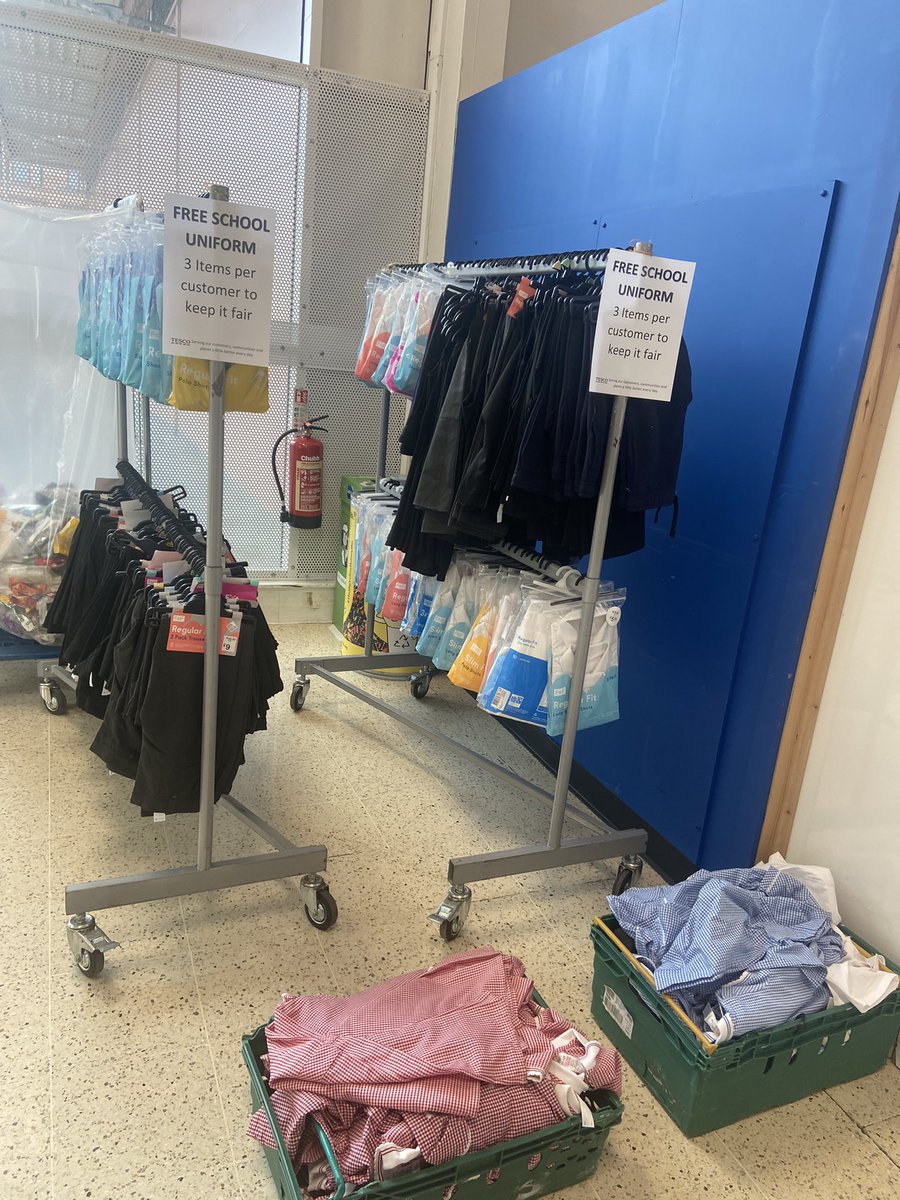 maryhillextra's tweet image. ‼️PLEASE SHARE‼️

FREE SCHOOL UNIFORM AT TESCO MARYHILL

We have a selection of trousers, pinafores, cardigans ,jumpers , summer dresses, shirts, shorts and shoes all available at the front door of our store! 

#supportingourcommunity