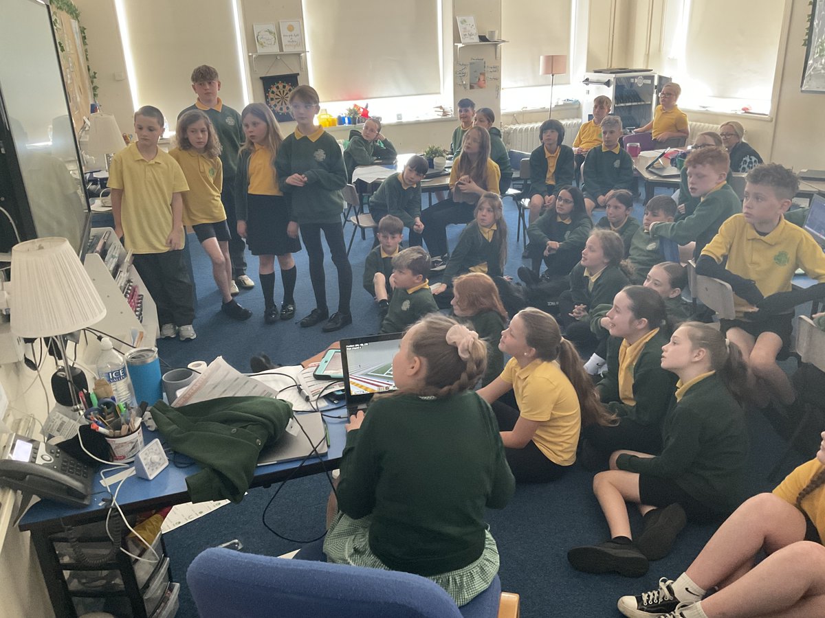 Dosbarth Mr Roberts (@mrroberts_ycs) on Twitter photo Ar ol dylunio a chydweithio, mae Blwyddyn 5 a 6 yn cyflwyno ein 'Clybiau y Dyfodol' #DigidolYCS
After designing and collaborating, Year 5 and 6 presenting their 'Clubs of the Future' on Minecraft <a href="/WRU_Community/">WRU Community - Wrth galon y genedl</a>
<a href="/HwbAddysg_Cymru/">Hwb Addysg Cymru</a> Ar ol dylunio a chydweithio, mae Blwyddyn 5 a 6 yn cyflwyno ein 'Clybiau y Dyfodol' #DigidolYCS
After designing and collaborating, Year 5 and 6 presenting their 'Clubs of the Future' on Minecraft <a href="/WRU_Community/">WRU Community - Wrth galon y genedl</a>
<a href="/HwbAddysg_Cymru/">Hwb Addysg Cymru</a>