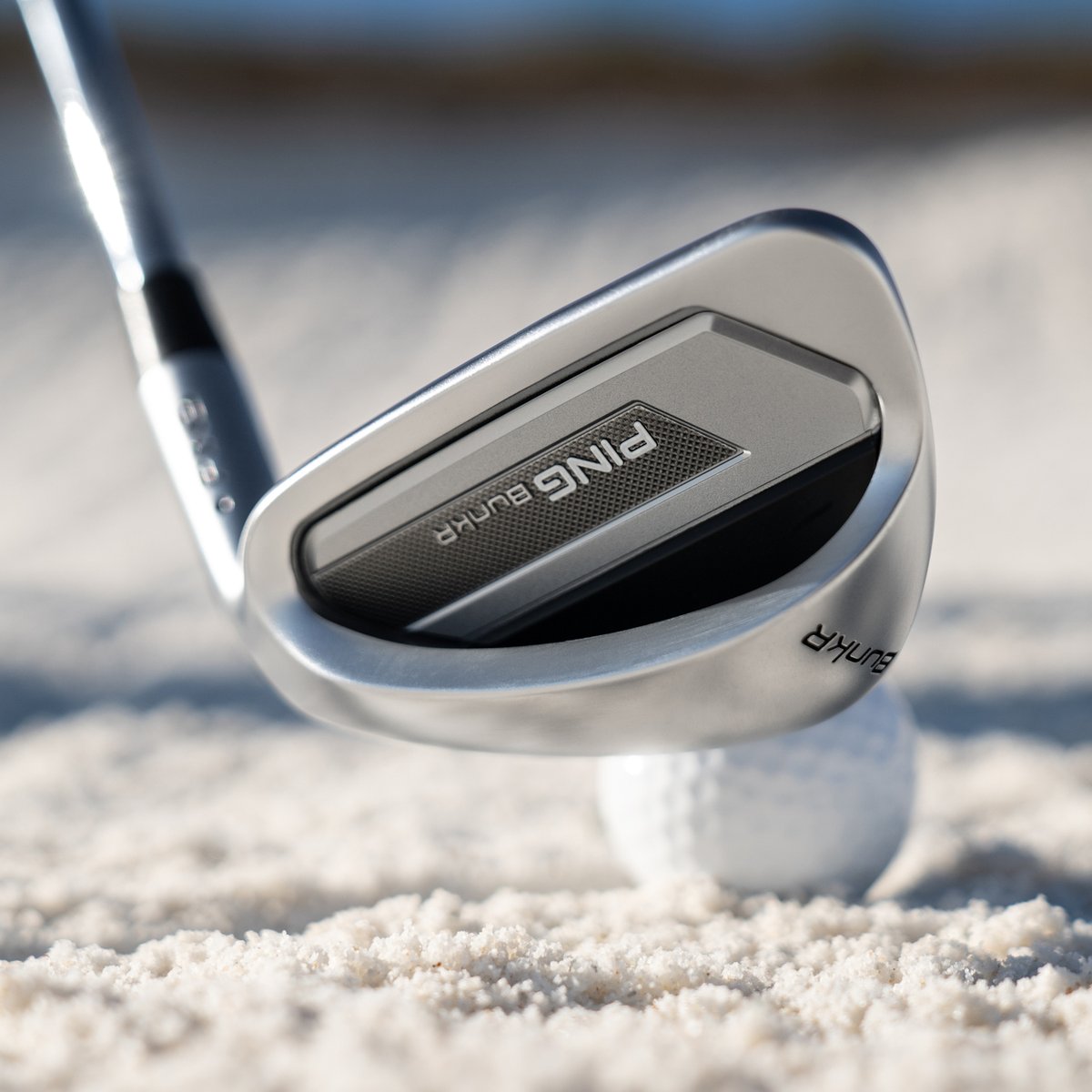 tvgolfcentre's tweet photo. Ping #BunkR and #ChipR clubs - Unique designs for specific purposes, get the edge with these awesome weapons.

[BunkR]
Get yourself out of bunkers easily with a high, 64 degree loft.

[ChipR]
Recommend within 40 yards of the green, using a putting like stroke.

#PING #Golf https://t.co/GJEJcnyg5G