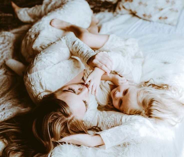 ᅠᅠᅠᅠ
ᅠᅠ
ᅠᅠᅠ   ❰◉◉◉❱ 
ᅠᅠᅠ      ▹ 𝑮𝒐𝒐𝒅𝐌𝐎𝐑𝐍𝐈𝐍𝐆 
ᅠᅠᅠ —— Mi ratoncita ——
     ᅠᅠᅠ     
ᅠᅠ