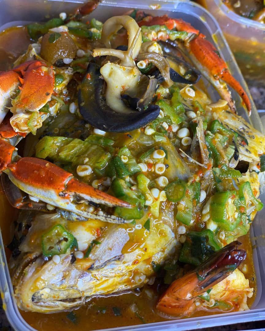 AskPHPeople's tweet photo. Don’t know what to have for lunch?

How about delicious &amp; affordable homemade banga soup or seafood Okro soup with swallow?

Rice or spaghetti prepared just the way you want it?

Mouth watering right? Follow @chefdejuree.

Message her on WhatsApp to place your order: 09054560773 https://t.co/GgefbuOtDl