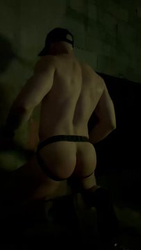 Edging watching <a href="/RawzeSemi/">Semi_rawze</a> grinding in his jockstrap 🤤
