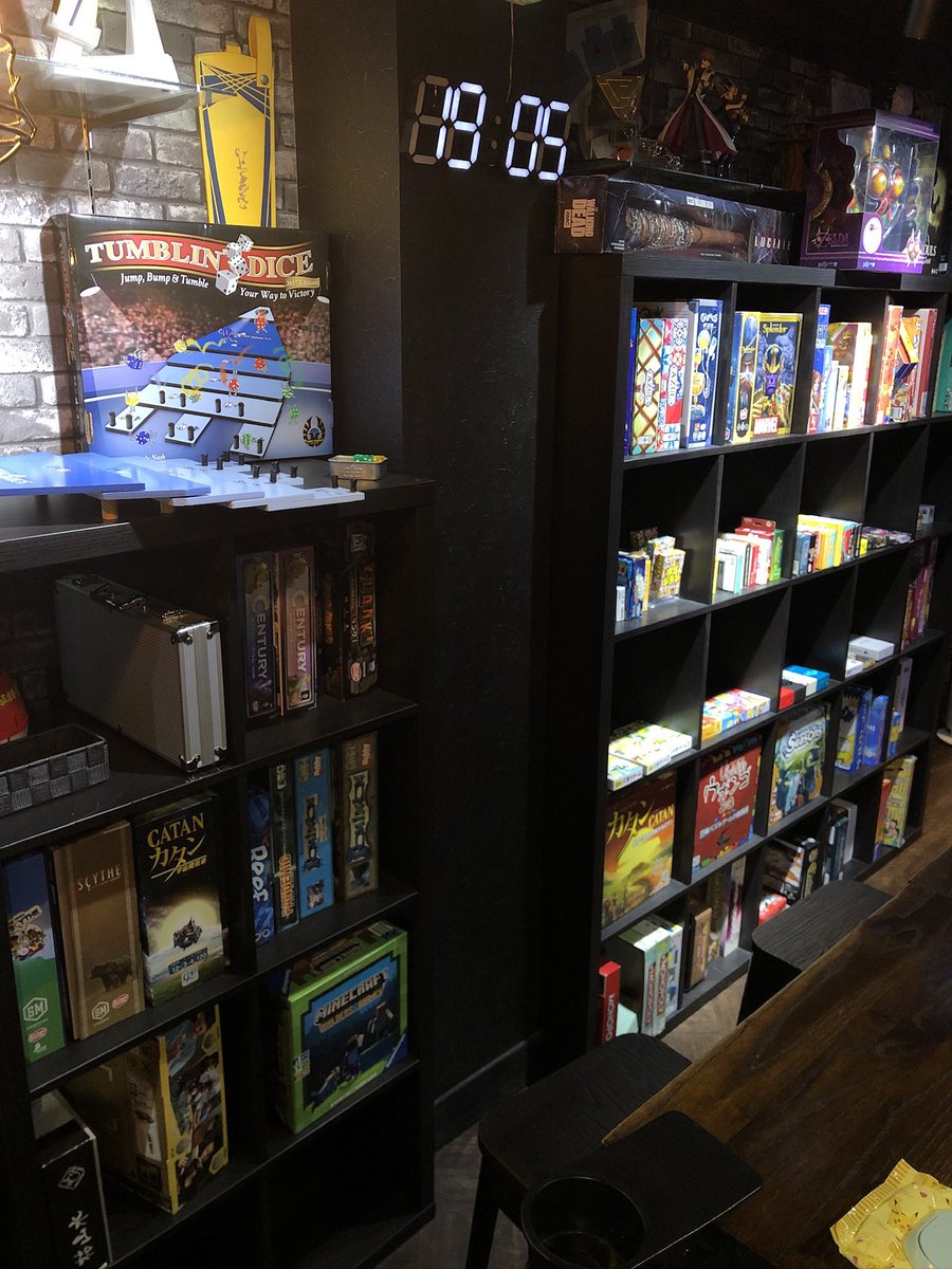 kokura_encount's tweet photo. 小倉エンカウントオープンです！

PoE2の新リーグがちょっと微妙で悲しい店長です！
ボス硬すぎない？
他にも色々あるけど
もうちょっとアプデ入るか次のリーグまではおいとくかなぁ

今日は店長、すずりでの営業です！
ゲームの話題やボードゲームで盛り上がっていきましょう！ https://t.co/9fqsIZGrbI
