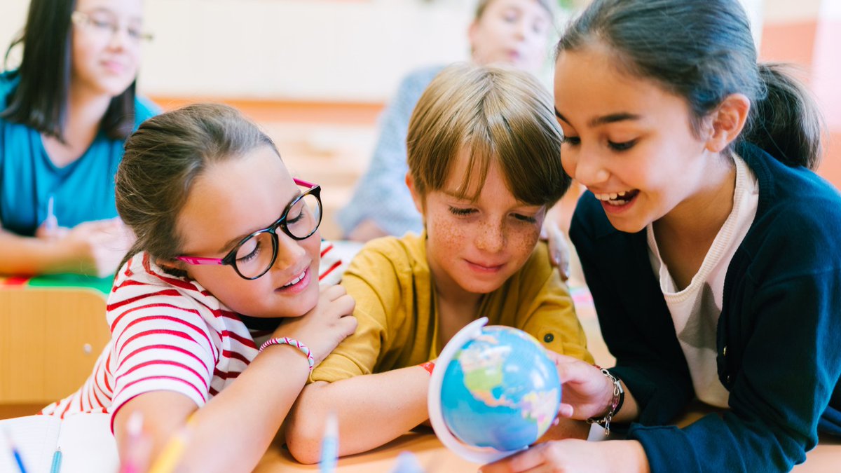 The Children’s Wellbeing and Schools Bill strengthens child protection, mandates Family Group Decision Making (FGDM), enhances multi-agency safeguarding, and expands schools’ duties.

Read our summary: corambaaf.org.uk/updates/childr…

#adoption #fostering #kinship #education #schools