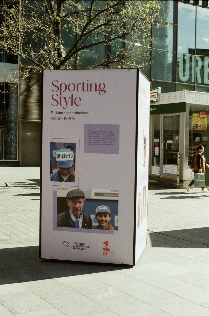 M I N T (@mintisculture) on Twitter photo Sporting Style | feat. Evertonia Edition
A fashion installation in the city, courtesy of @ljmu x <a href="/jacquimcassey/">Jacqui McAssey (GIRLFANS/FEMORABILIA)</a>
Lucy in her grandfather’s 1960s E V-E R-T O N hat 🧢
Nikon F ©️ 1970
Paradise Street
April 2025 Sporting Style | feat. Evertonia Edition
A fashion installation in the city, courtesy of @ljmu x <a href="/jacquimcassey/">Jacqui McAssey (GIRLFANS/FEMORABILIA)</a>
Lucy in her grandfather’s 1960s E V-E R-T O N hat 🧢
Nikon F ©️ 1970
Paradise Street
April 2025