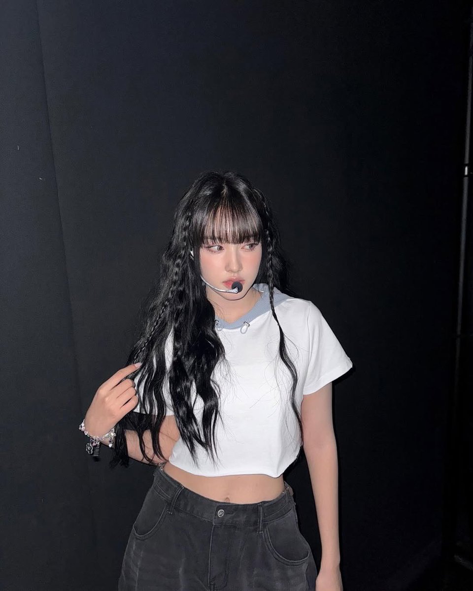 juliana 자윤 tweet media