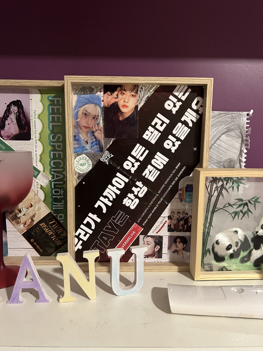 manujisoobp's tweet photo. @iS2juyoo O coitado virou parte de um quadro sksksk https://t.co/aZCec7jNro