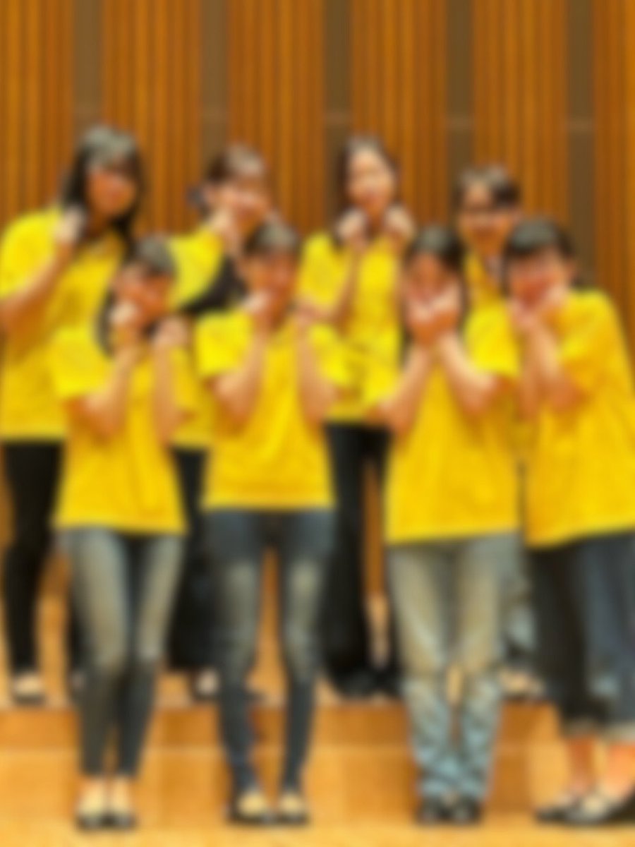 パート紹介① ソプラノ

主旋律を担当することが多いパートなので初心者さんでも音取りは比較的簡単！部員同士もとっても仲良し♪
SS(ソプラノスイーツ)会なんてものもあったりします🍰😋
優しくて素敵なお姉様方が歓迎いたします♡
お気軽に体験・見学にお越しください！！
  #春から札医