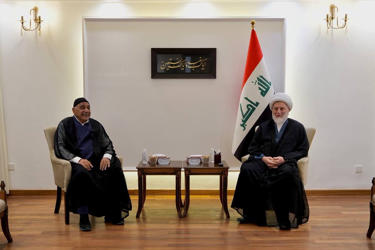 *الشيخ همام حمودي والسيد عادل عبد المهدي:حفظ النظام السياسي بحفظ ثوابته الوطنية ولا تفريط بالانتخابات*  

استقبل الشيخ د. همام حمودي السيد عادل عبد المهدي، رئيس الوزراء الأسبق، وبحثا مخرجات زيارته لليمن، والتطورات الدولية وانعكاساتها على العراق واستقرار المنطقة، والاستعدادات