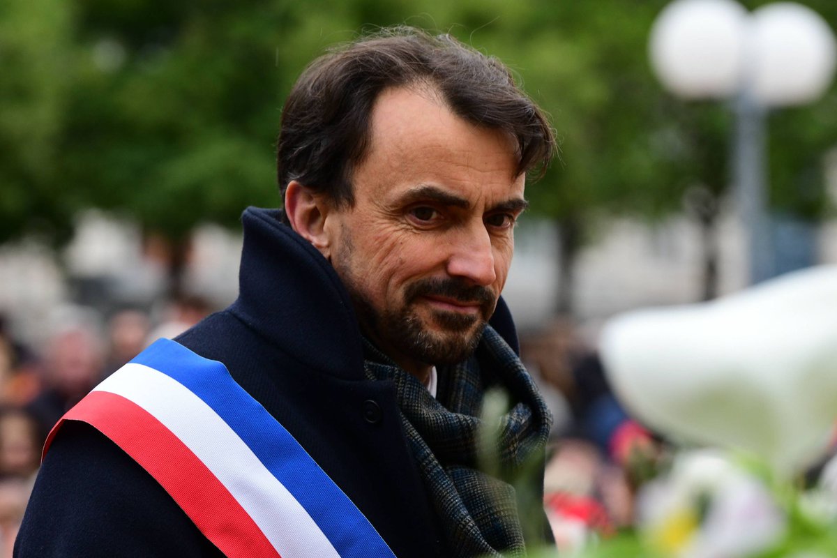 🚨🇫🇷 ALERTE INFO | Le maire de Lyon Grégory Doucet est en GAV pour DÉTOURNEMENT DE FONDS PUBLICS.
