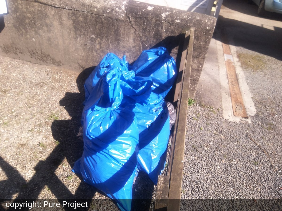 Thanks to Clara Vale Pure Mile for removing 5 bags of litter from their Pure Mile Roads – Great Result