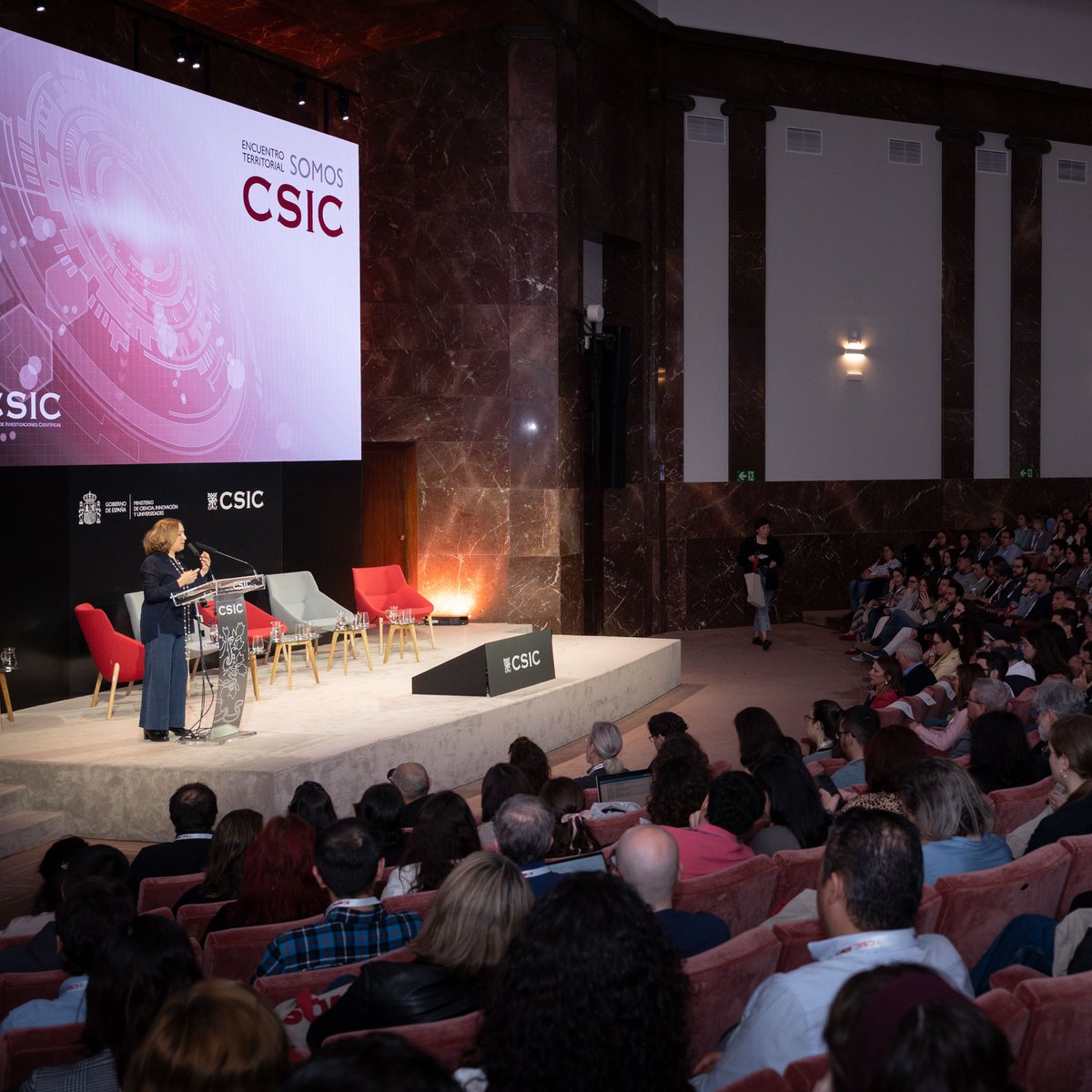 CSIC's tweet photo. 🔶 Hoy celebramos #SomosCSIC, un encuentro que reúne a personal científico, técnico y de gestión de los centros del Consejo
🔬 Durante esta jornada se comparten líneas de trabajo, y se dan a conocer las capacidades, recursos y oportunidades de la institución https://t.co/86A9JKqGao