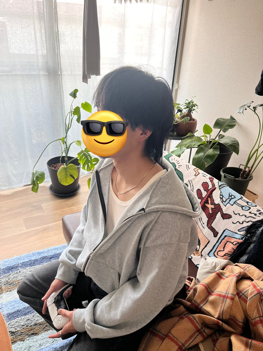 Tom62211697's tweet photo. 推しのいる生活楽しい〜
春っぽい服も着れるようになってわくわく https://t.co/DA6twtv6Fh