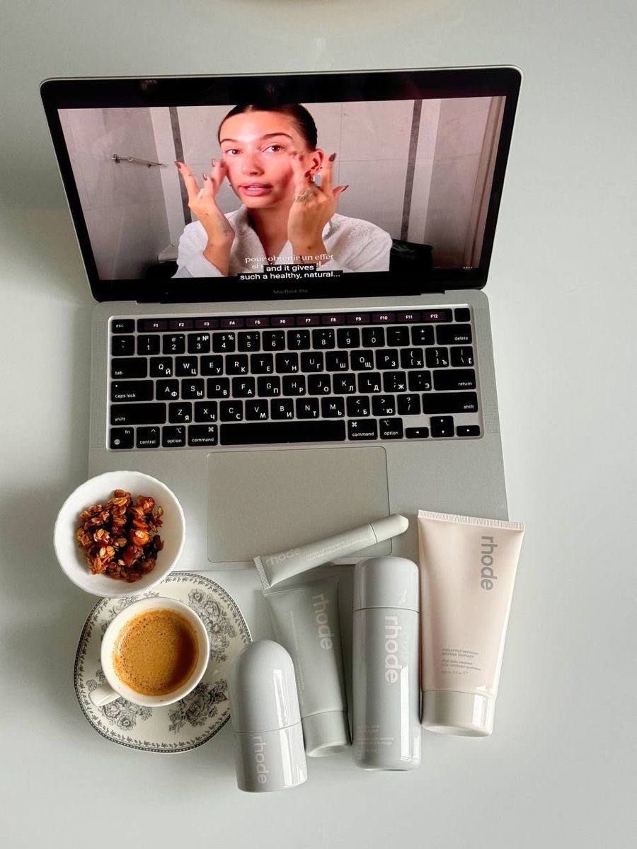 Diorgirlx's tweet photo. girl therapy 💓🕯️✨🩰🧘‍♀️ https://t.co/6L277JpNLV