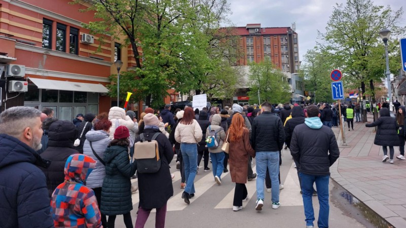 eBranicevo's tweet image. Kostolčani i Gradištanci peške dolaze u Požarevac na protest #Kostolac #gradište #šetnja #Požarevac
ebranicevo.com/dogadjaji/kost…
